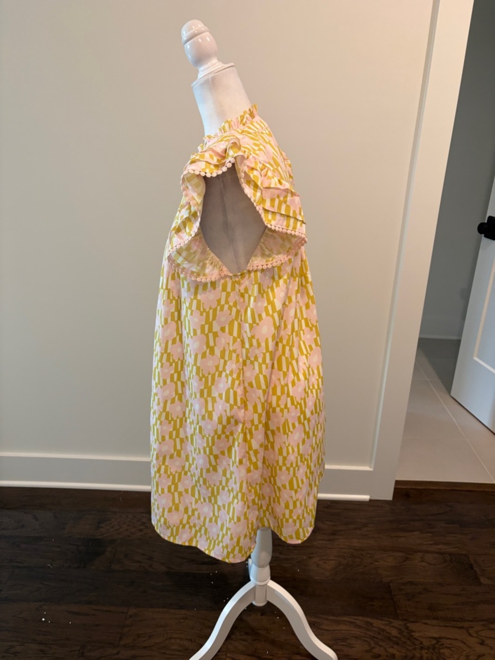 THML Pink and Yellow Ruffle-Sleeve Shift Dress - Picture 5 of 11